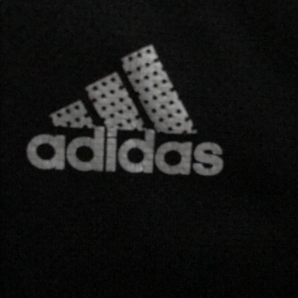 2/20 Adidas black athletic top - Picture 2 of 6